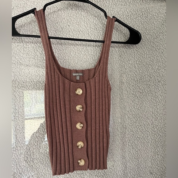 CHARLOTTE RUSSE Tank Top - Picture 1 of 4